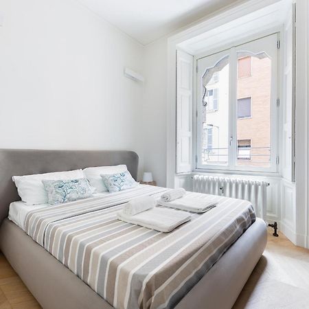 Hl Apartment - Sant'Ambrogio, Duomo Milan Bagian luar foto